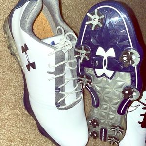 Under armor Jordan speith golf shoes.